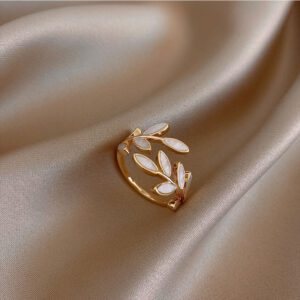 Elegant Gold Leaf Ring with White Mother-of-Pearl Inlay